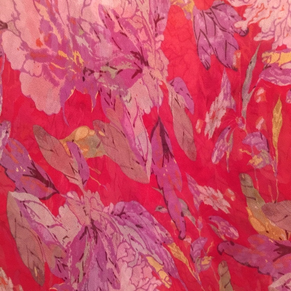 Vivienne Tam Accessories - Vivienne Tam 100% Silk Chiffon Scarf
